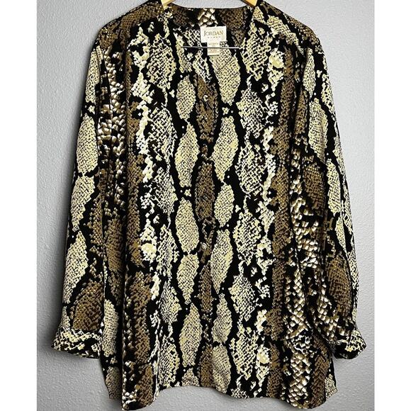 Jordan Tops - Jordan Woman Top Size 20‎ Leopard Print Flowy Button Up Blouse Shacket Boho